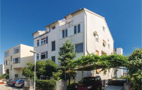 2 Bedroom Gorgeous Apartment In Split